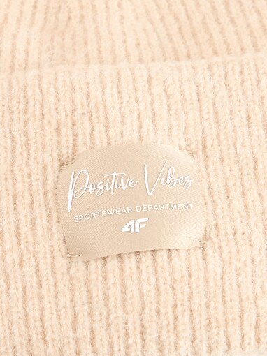 Dziewczęca czapka zimowa 4F 4FJRAW25ACAPF0811 - beżowa